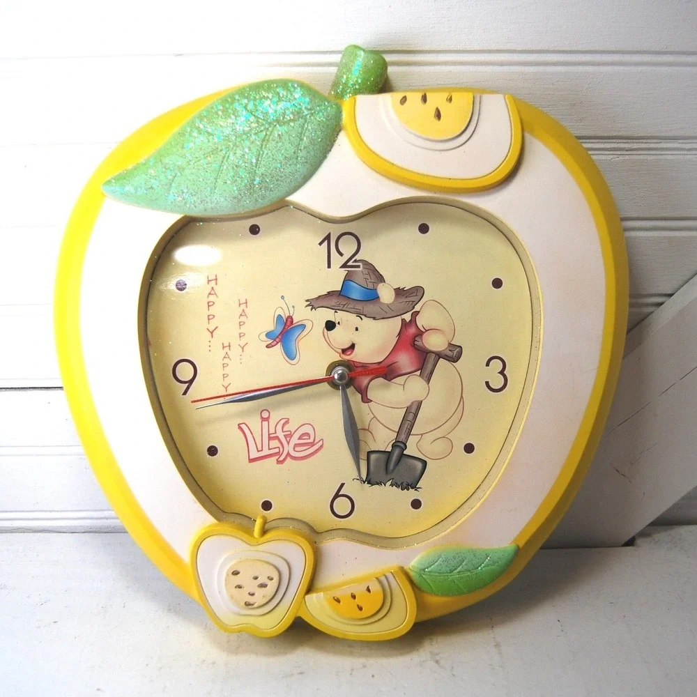 Winnie the Pooh wall clock Apple‎ shaped 